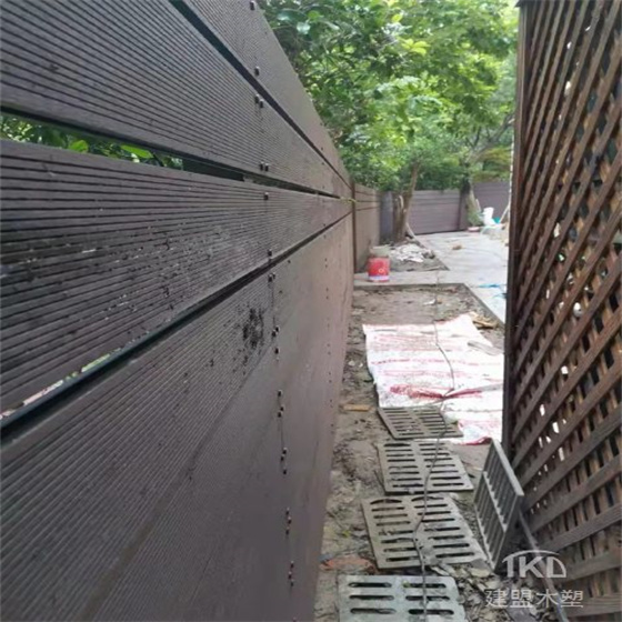 北京庭院塑木栅栏施工